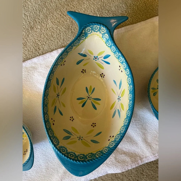 Temp-Tations presentable, Old World
Oceanfetti 3 fish severing bowl set - Picture 2 of 10